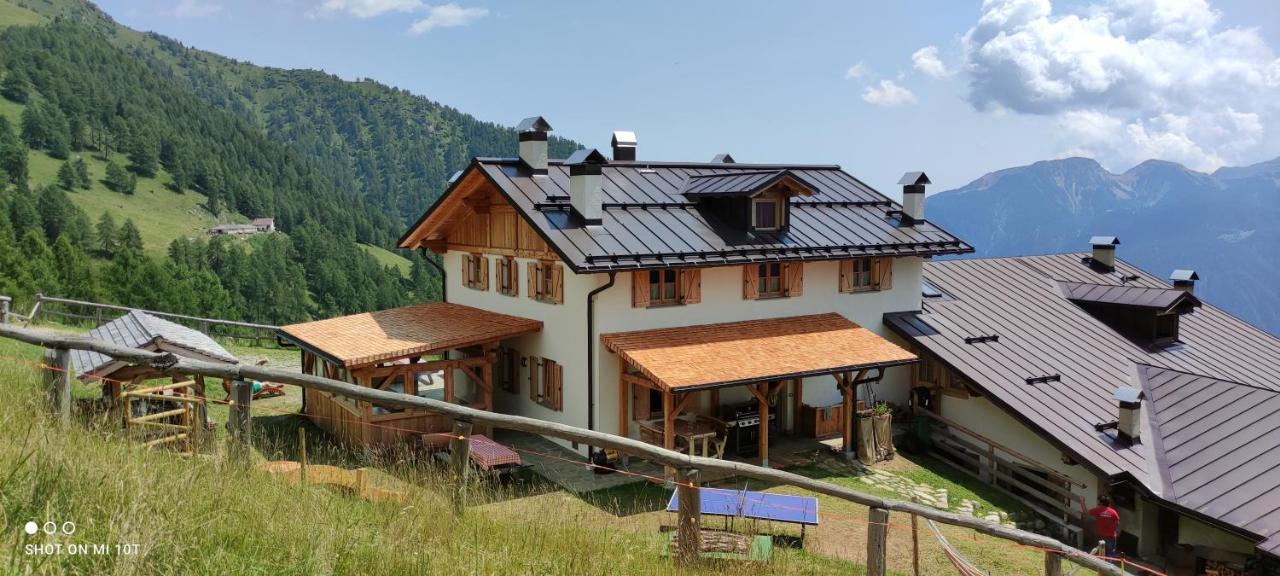 ホテル Restor Natura Malga Mondent Pracorno di Rabbi エクステリア 写真